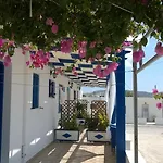 Stolidi * Adamantas (Milos)