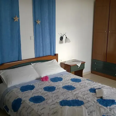 Apartment Stolidi Adamantas (Milos)
