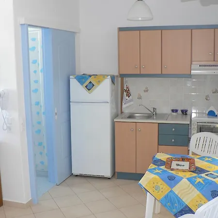Stolidi Adamantas (Milos)
