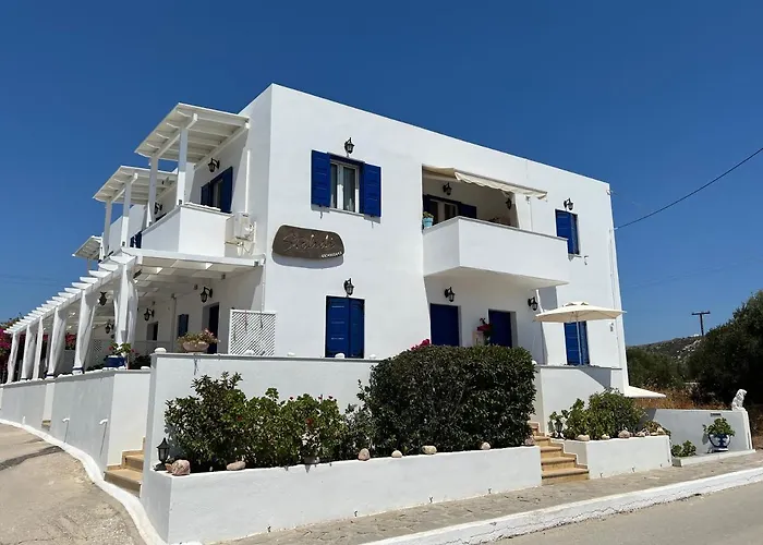 Stolidi * Adamantas (Milos)