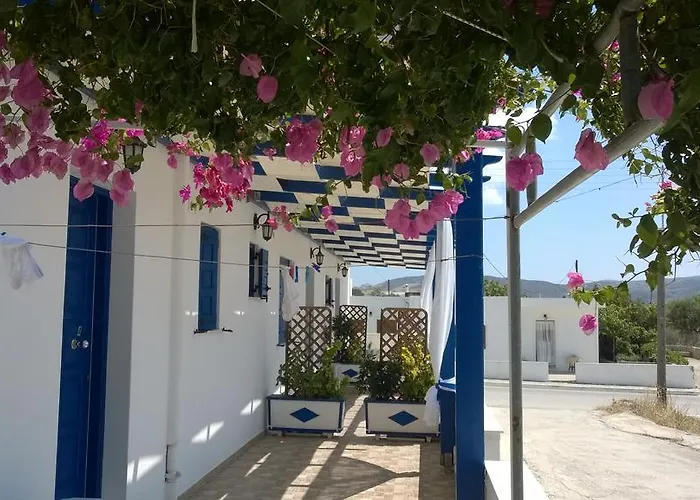 Stolidi * Adamantas (Milos)